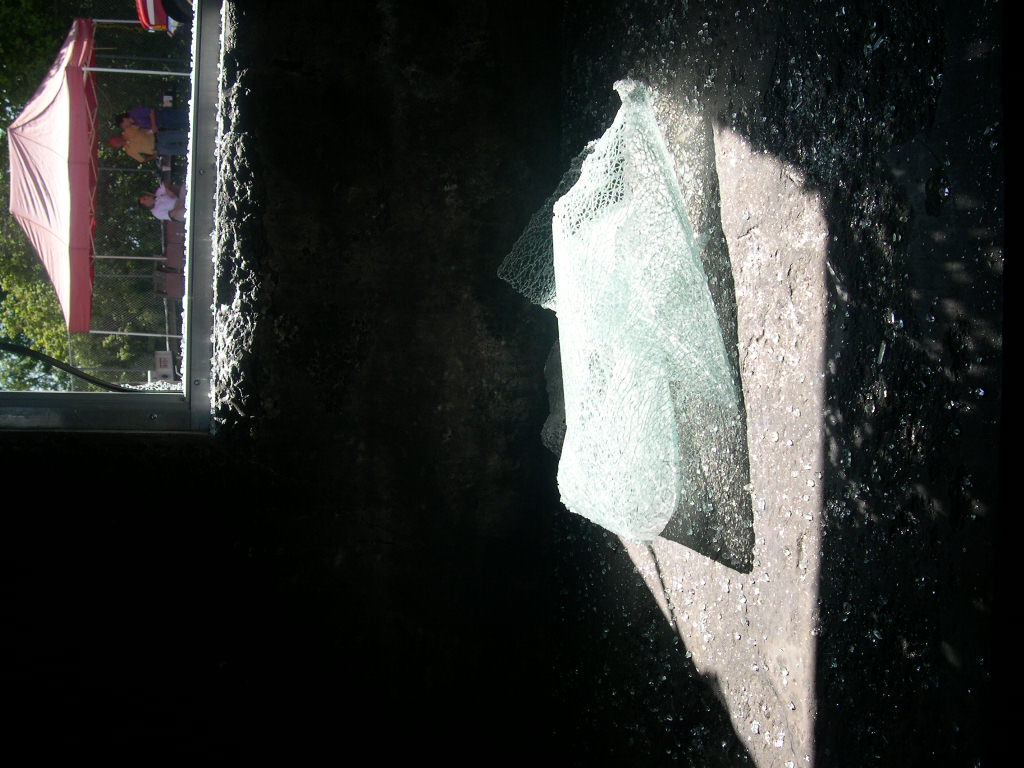 1996 GlassLock blast test window 16